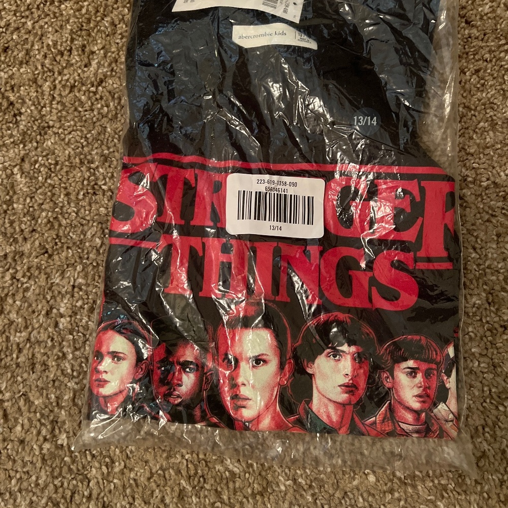 Abercrombie kids Stranger Things Graphic T-shirt size 13/14